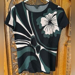 Ann Taylor Small Short Sleeve Sweater